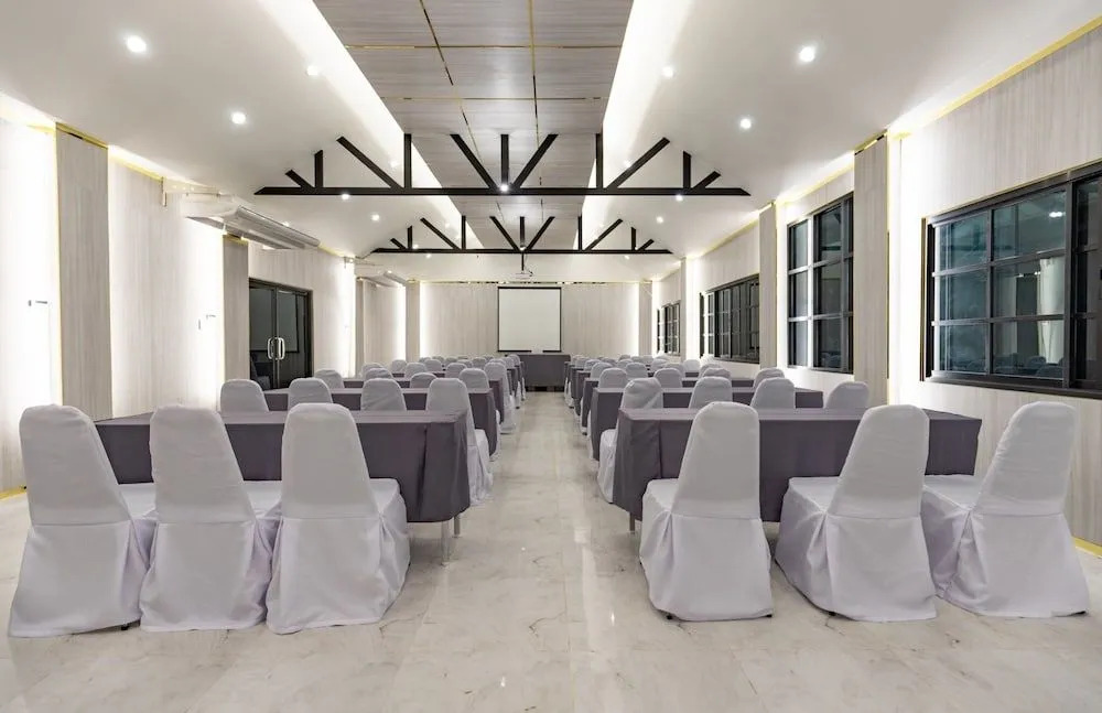 Ks Hotel