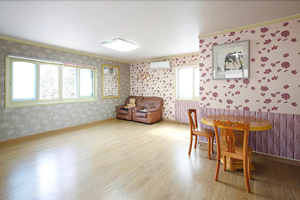 Yangsan Forur Seasons Villa Pension