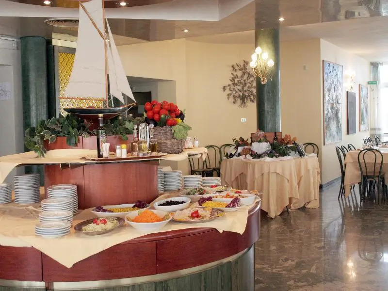 Hotel Eden