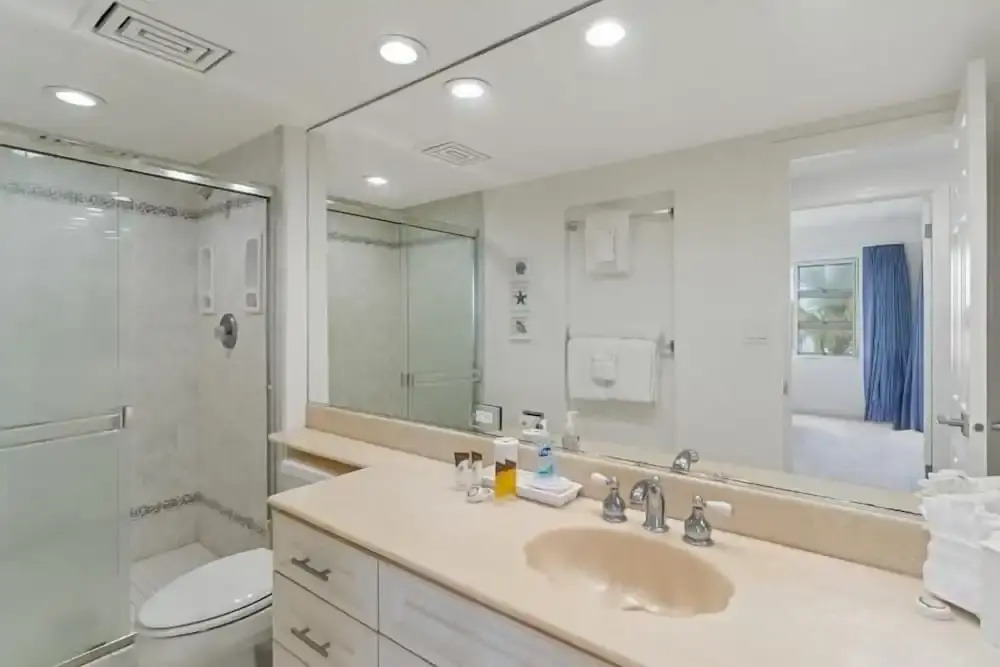 Royal Mauian, #405 2 Bedroom Condo