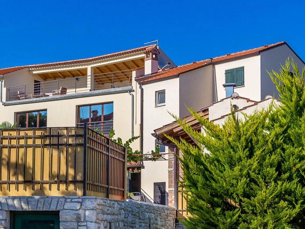 Rustic Holiday Home With Private Pool in the Center of Medulin Near the Beach