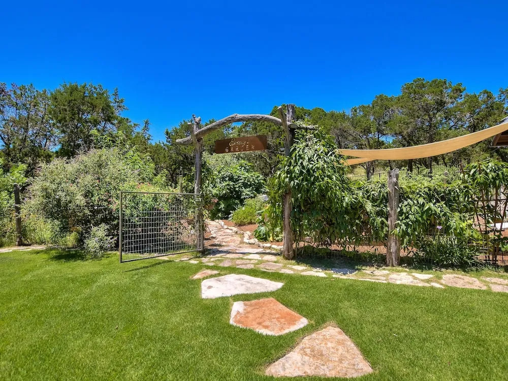 The Arrive Luxury Ranch Estate 5 Bedroom Estate