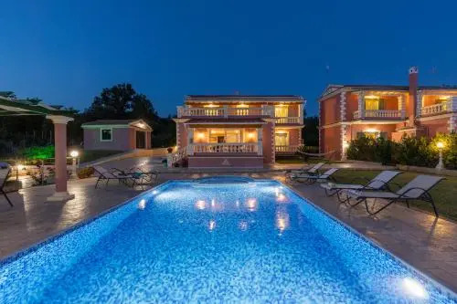Villa Mirela