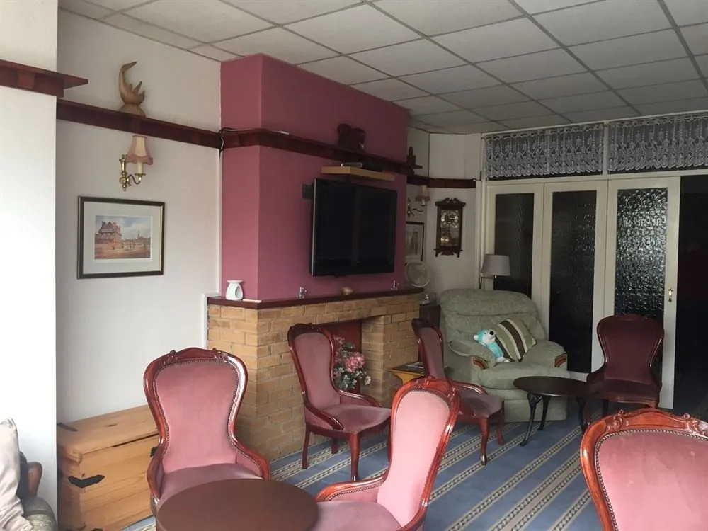 California Guest House