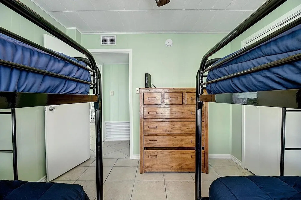 Island 109 3 Bedroom Condo