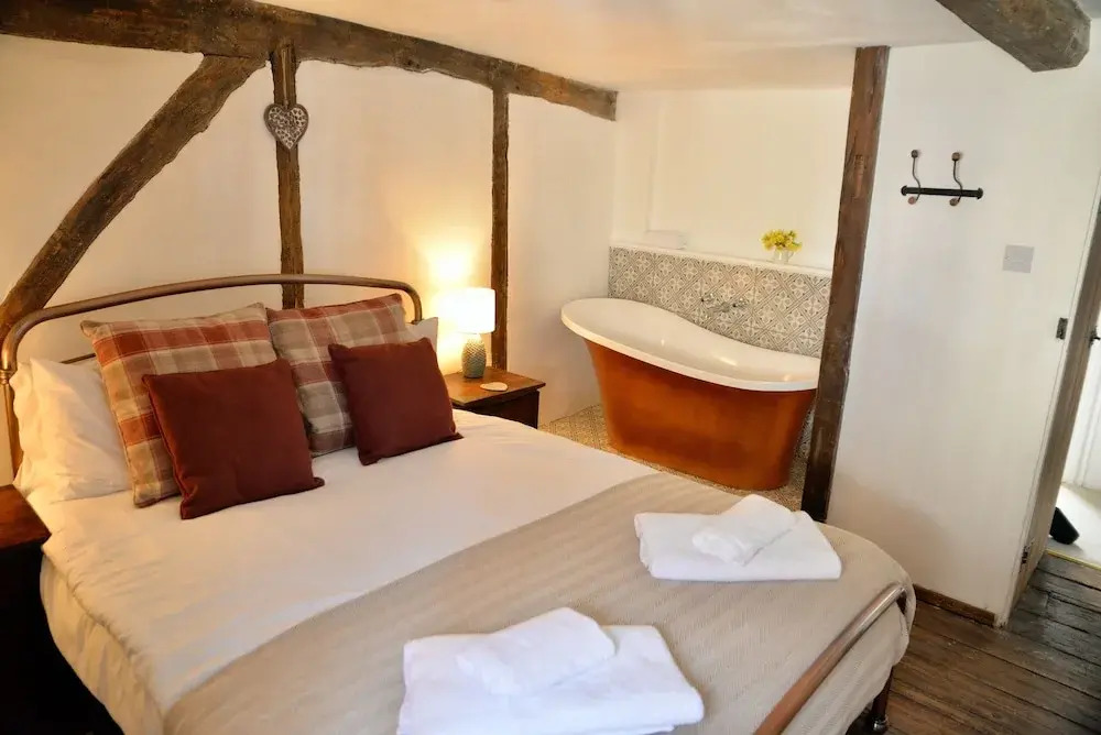 Tudor Cottage