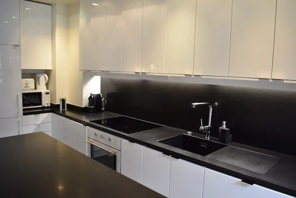 Studio Apartment Near Trocadéro & Champs Elysées