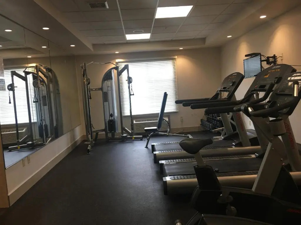 Days Inn & Suites by Wyndham Fort Saskatchewan