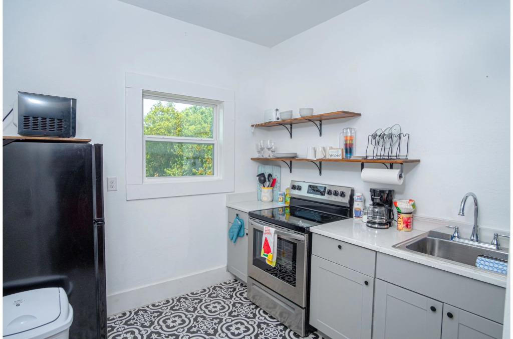 Embrace Tranquility 1br/1ba Near Downtown