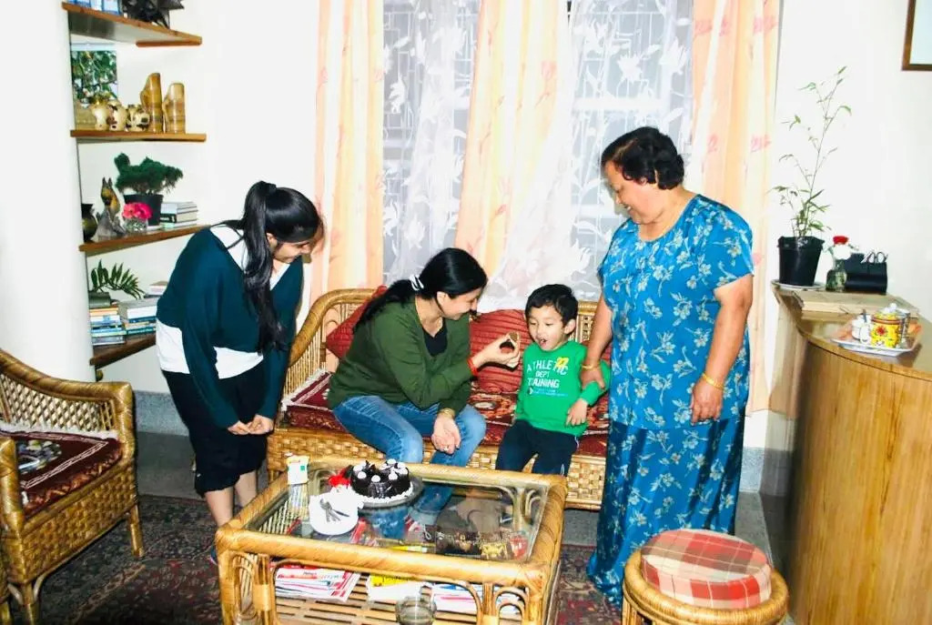 Aashishkhim Guest House