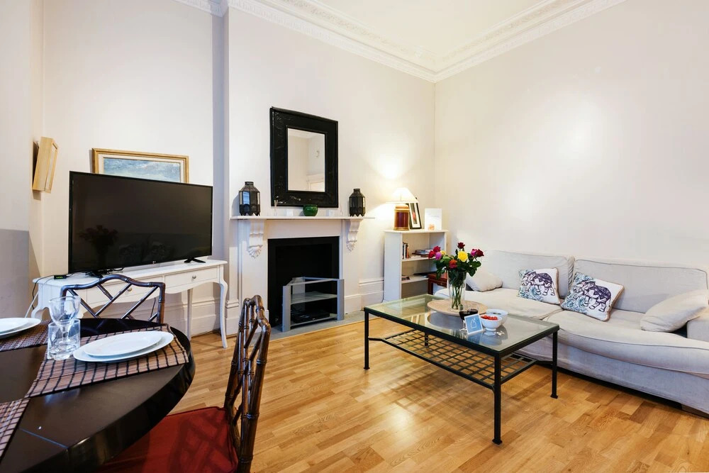 The Cromwell Road Residence - OEF