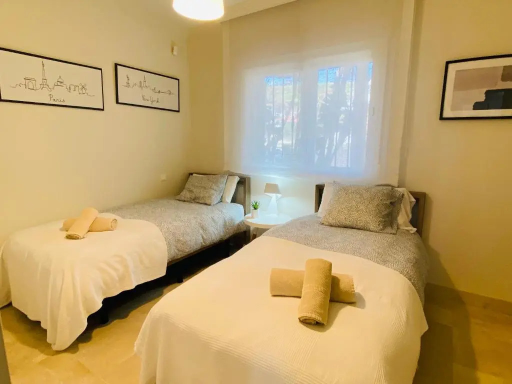 D9 Espectacular y moderno apartamento en primera línea - Estepona - Sinfonia del Mar