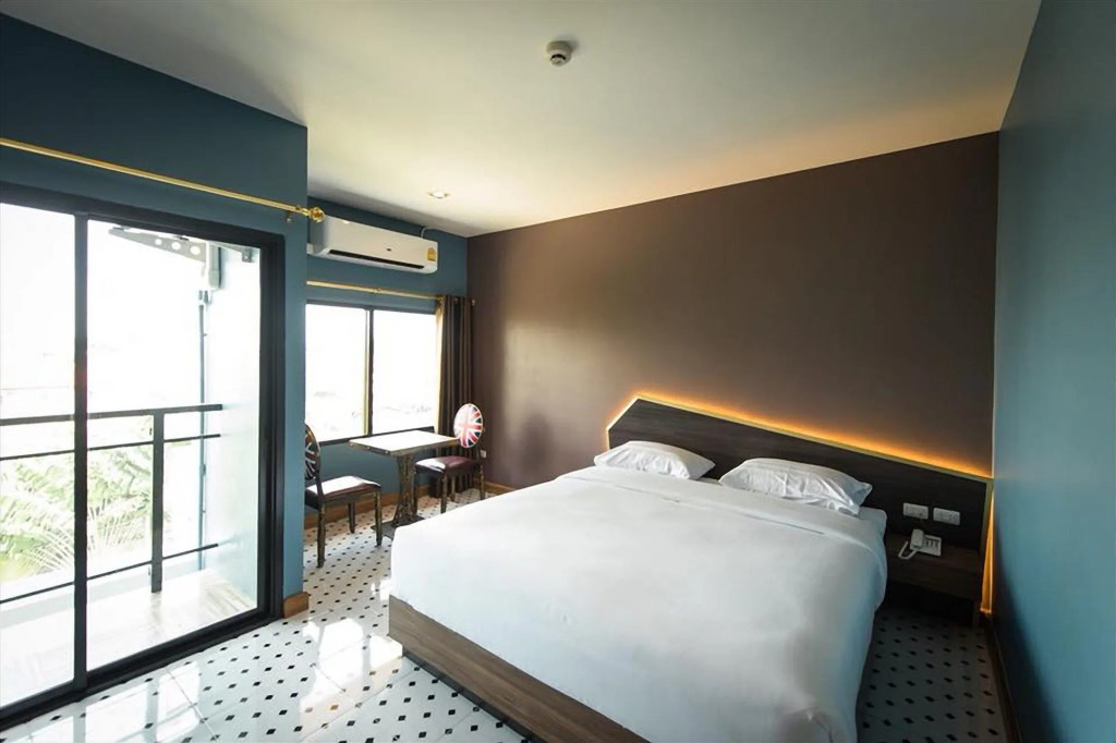 The Feeling Hotel