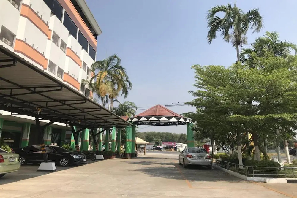 Lopburi Residence Hotel