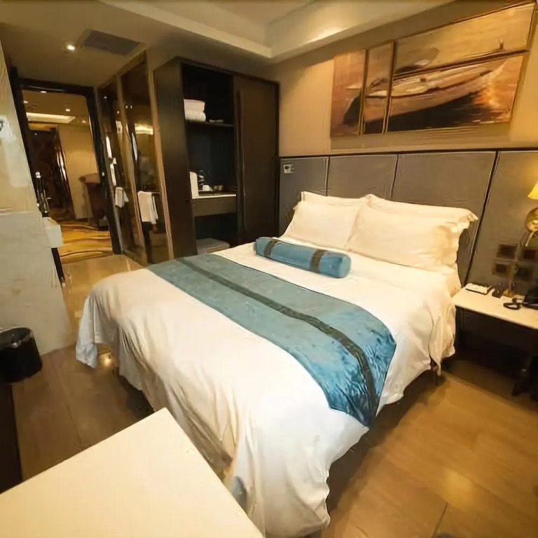 Yitel Hotel