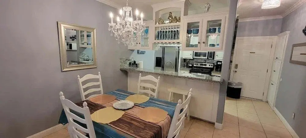 EZ Walk to Beach * Swanky 2 bedroom * Sleeps Tons (Mar y Sol II #1) by RedAwning