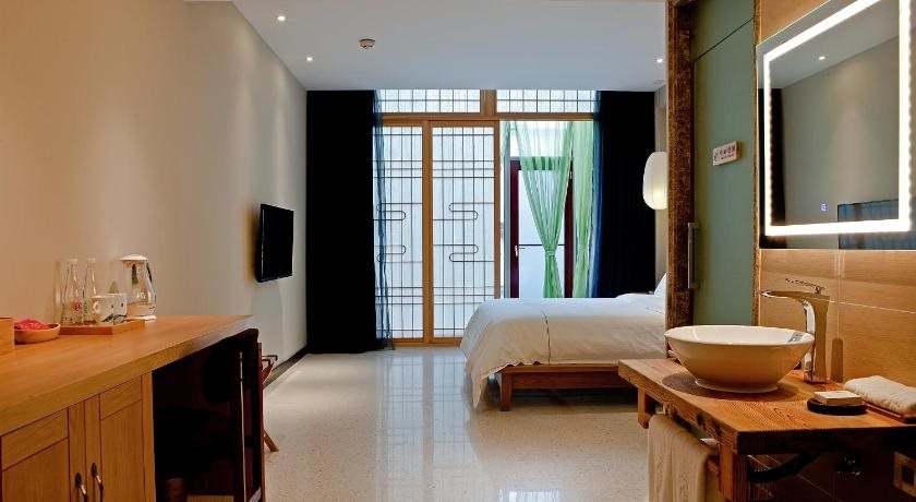 Yan Art Hotel
