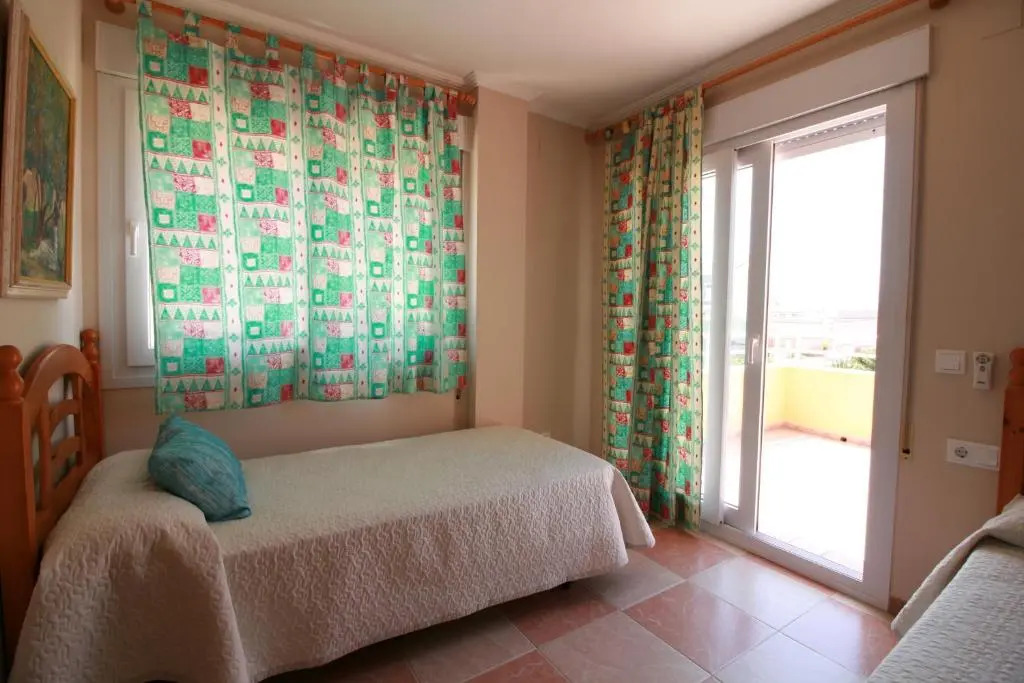Oliva Holidays 3