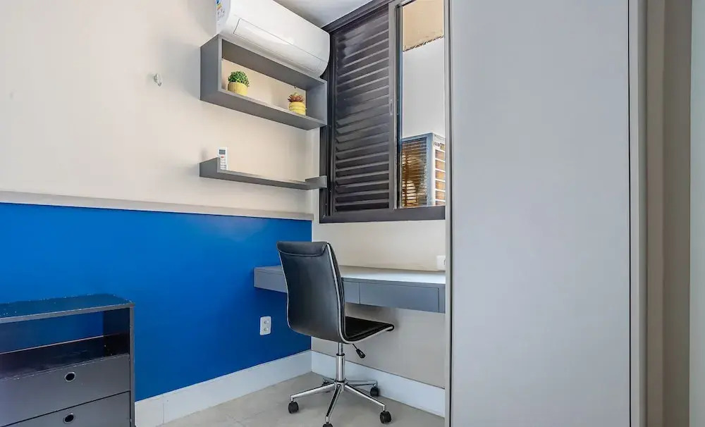 1 Bedroom Apartment with pool 600m from Moema/SP metro station NPZ093