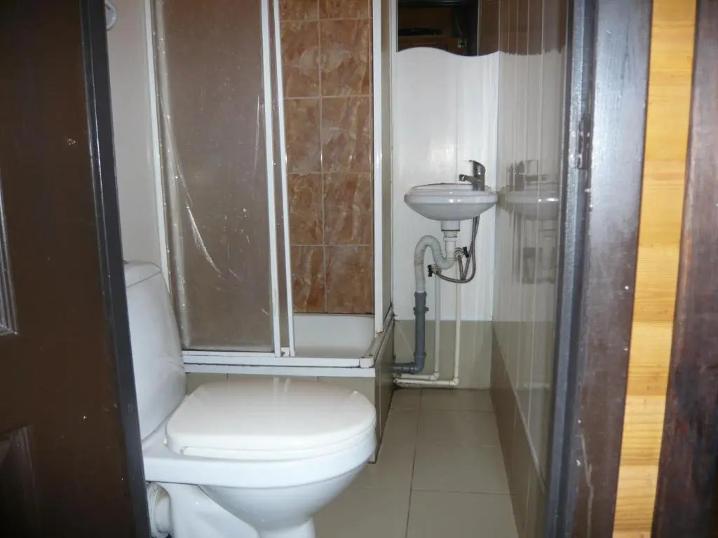 Hostel Chernyy kot