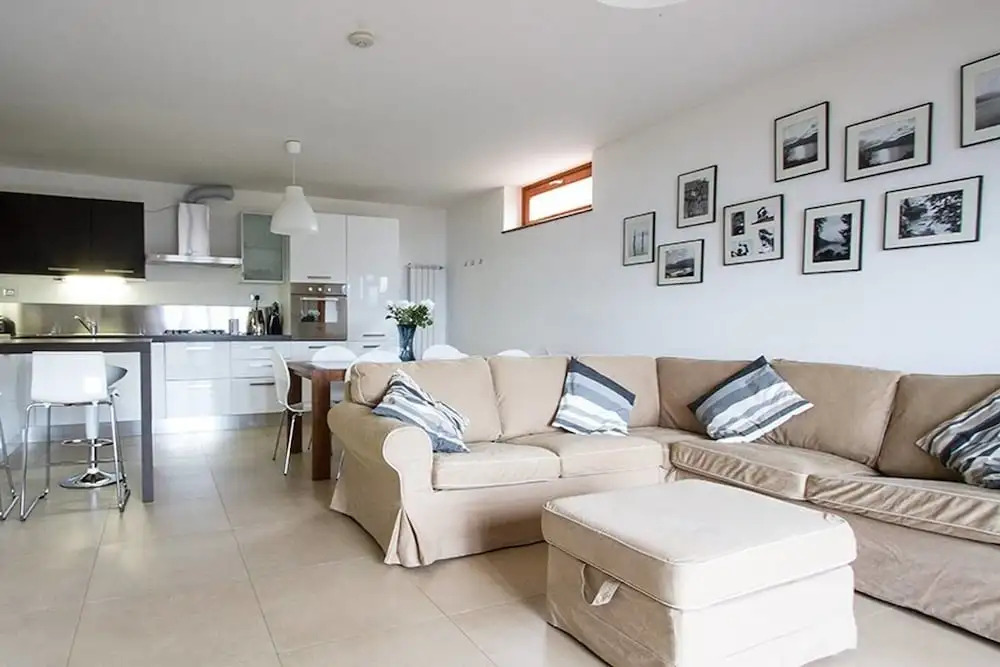 Stunning Italian Lakes Villa With Lake Views, Bbq, Wifi, Wii Games Console