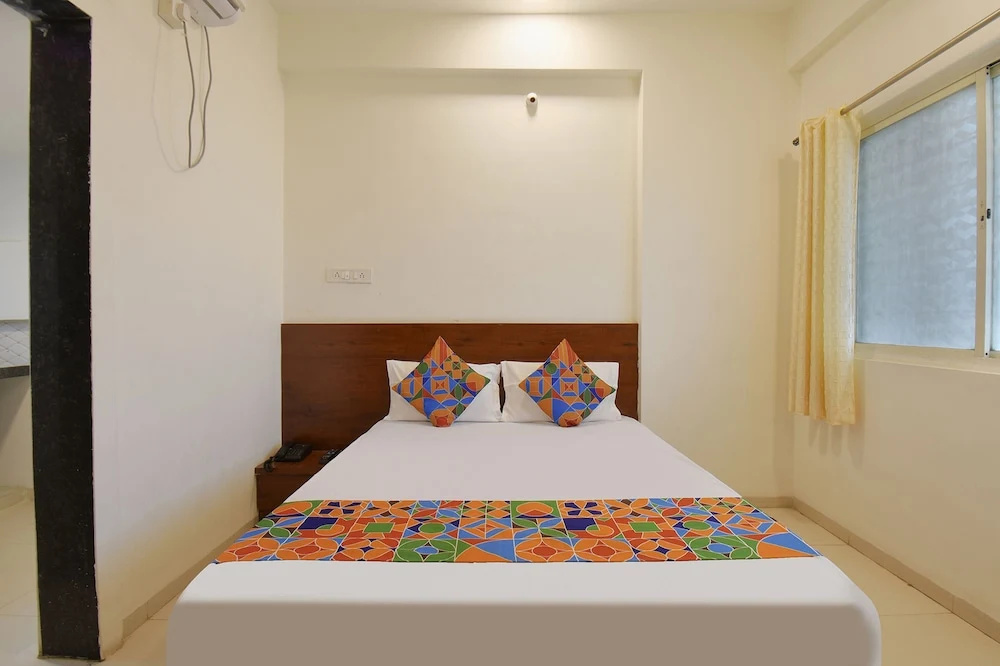 FabExpress Relax Inn II