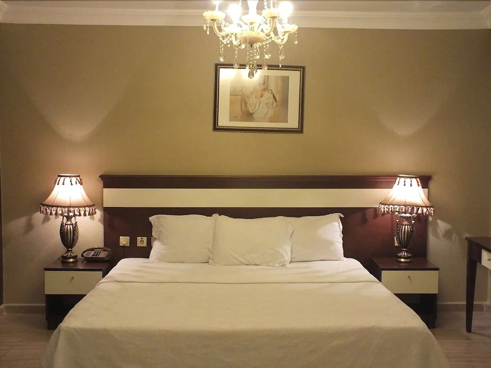 ahmet hotel