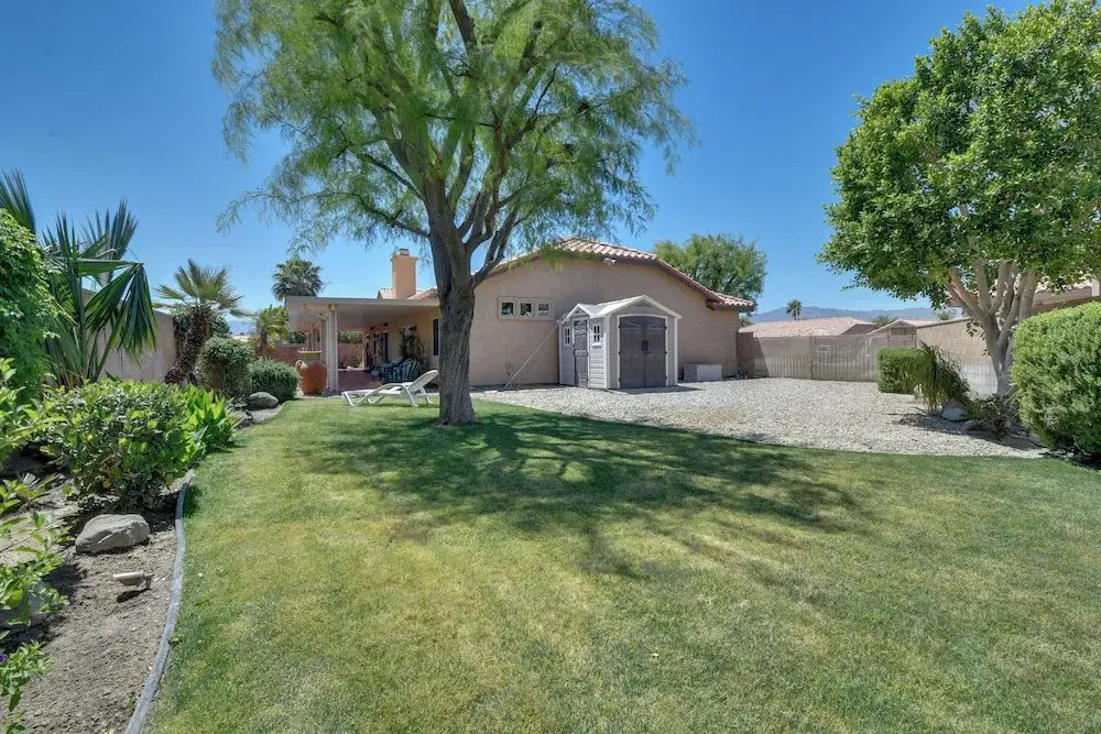 065870: 'bella Vista' 3 BR Hideaway Near Coachella