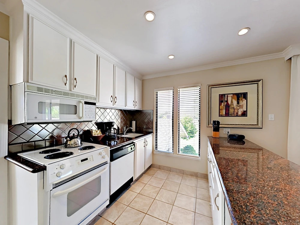 2-Bedroom Condo Near Trails #SILV266P