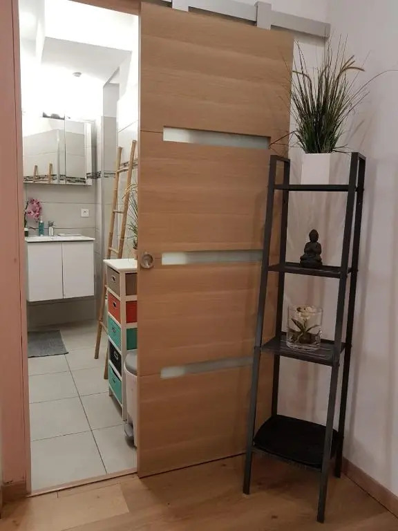 AC, cosy apartment, 15" sea