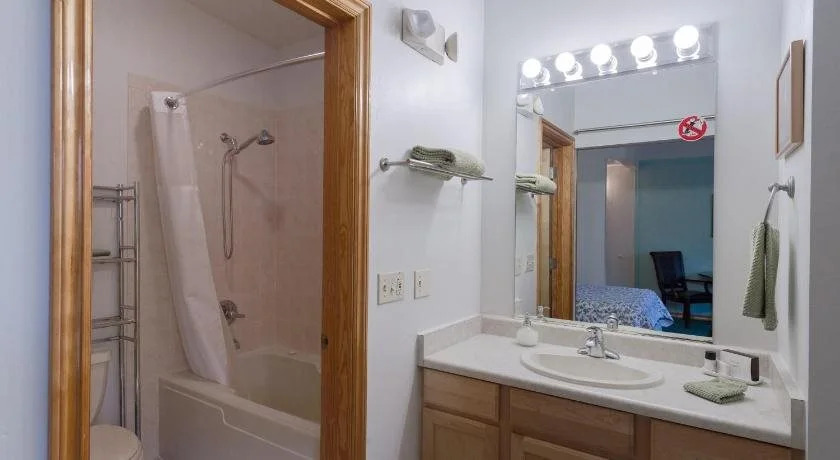 Alaska House of Jade Bed and Breakfast