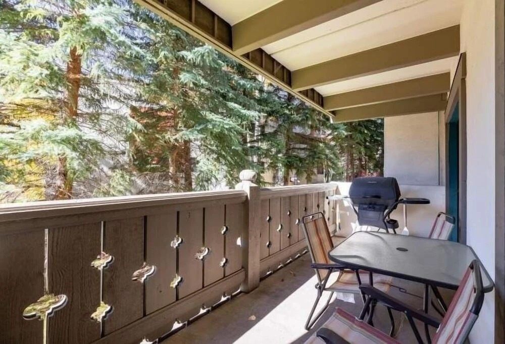 Condo with Outdoor Heated Pool and Free WiFi