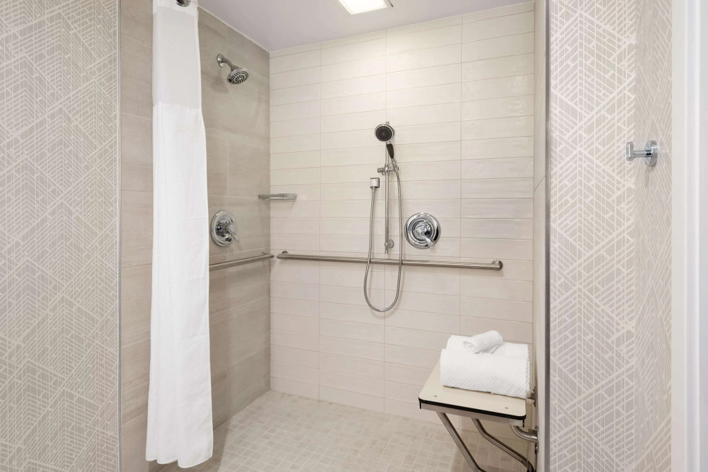Embassy Suites by Hilton Portland Airport