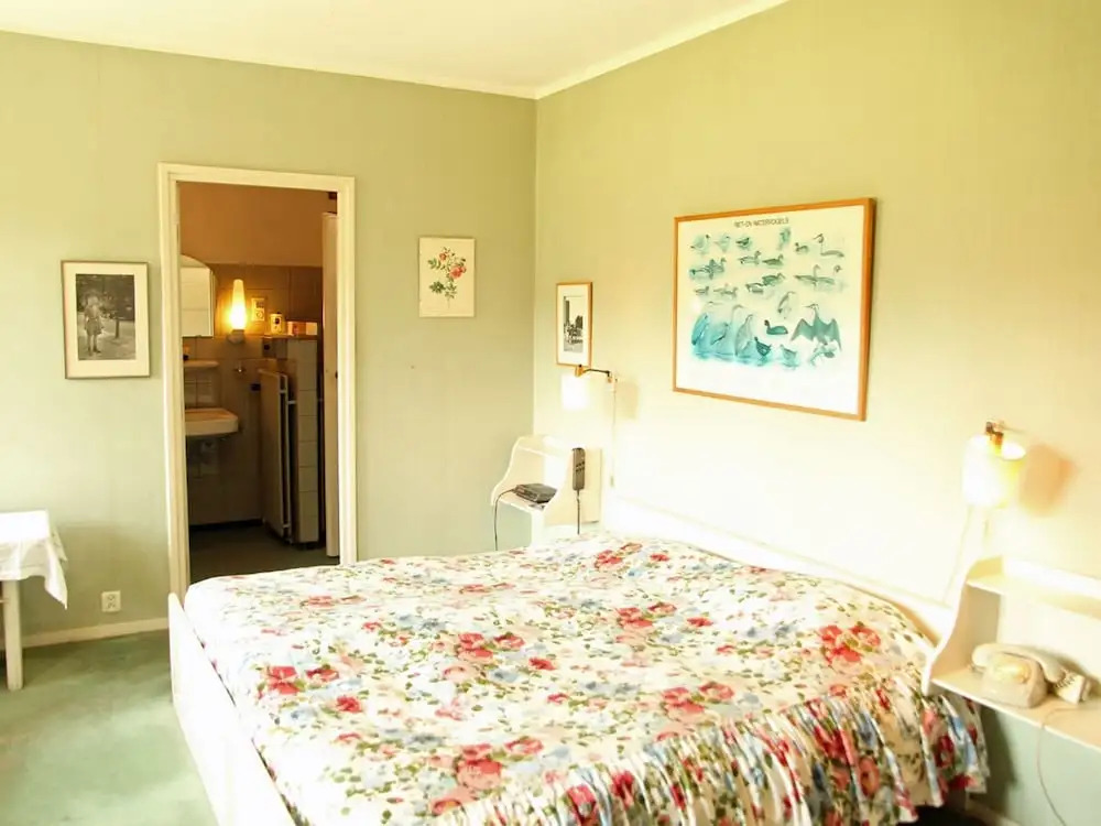 Monumental Mansion With a Warm Ambience in Natural Area Voornse Dunes