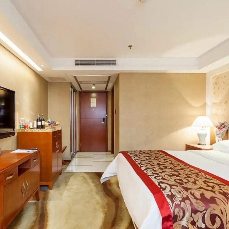 Global Hotel