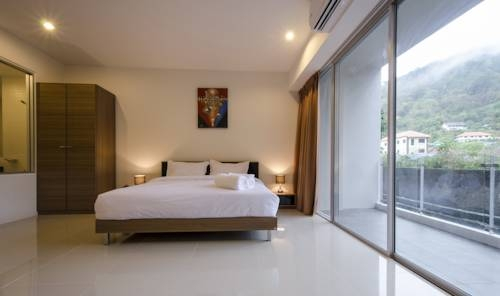 Chic Condo & Residences Karon