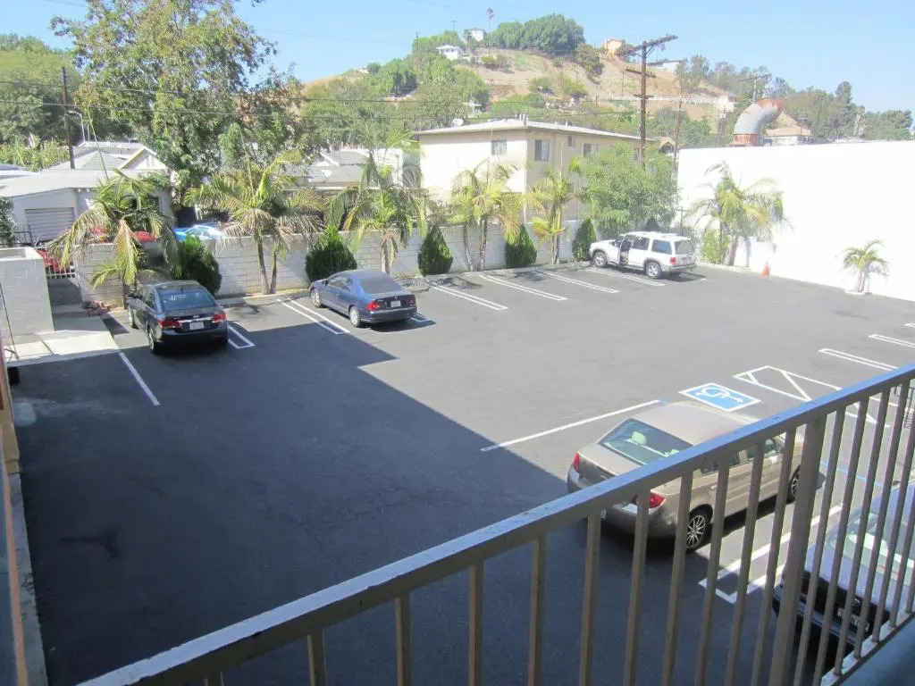 Starlight Inn, Valley Blvd - Downtown LA