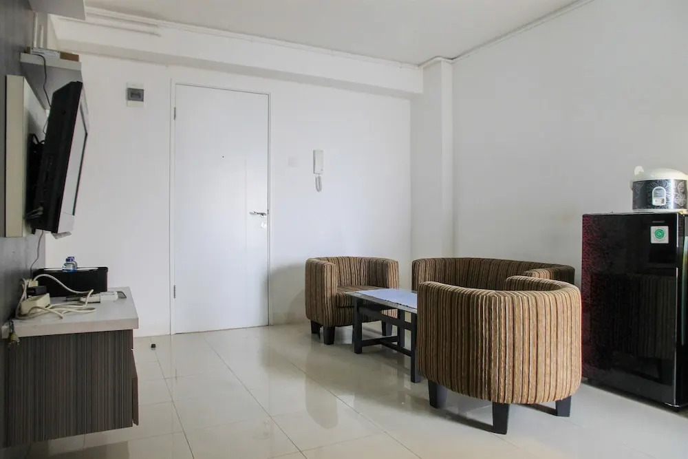 Modern 3BR at Green Palace Kalibata City Apartment