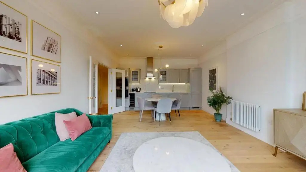 Royal Kensington - Standard 3 bed