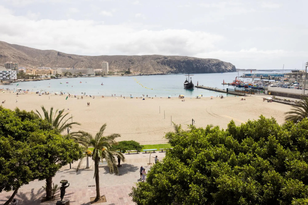 Home2Book Sea Front Vista Marina, Los Cristianos