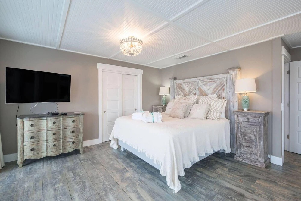 17807 Front Beach Road - Blue Serenity by Blueswell