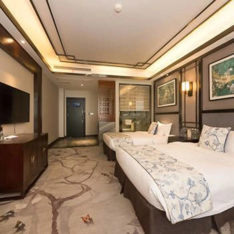 Yanshan Hotel