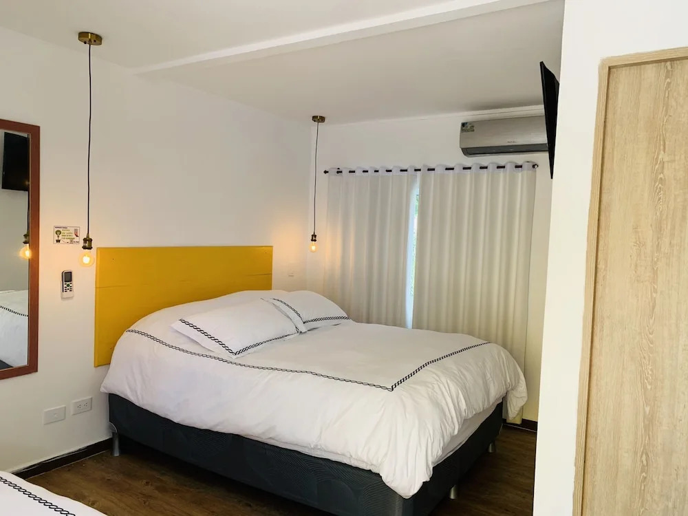Be Happy Hotel