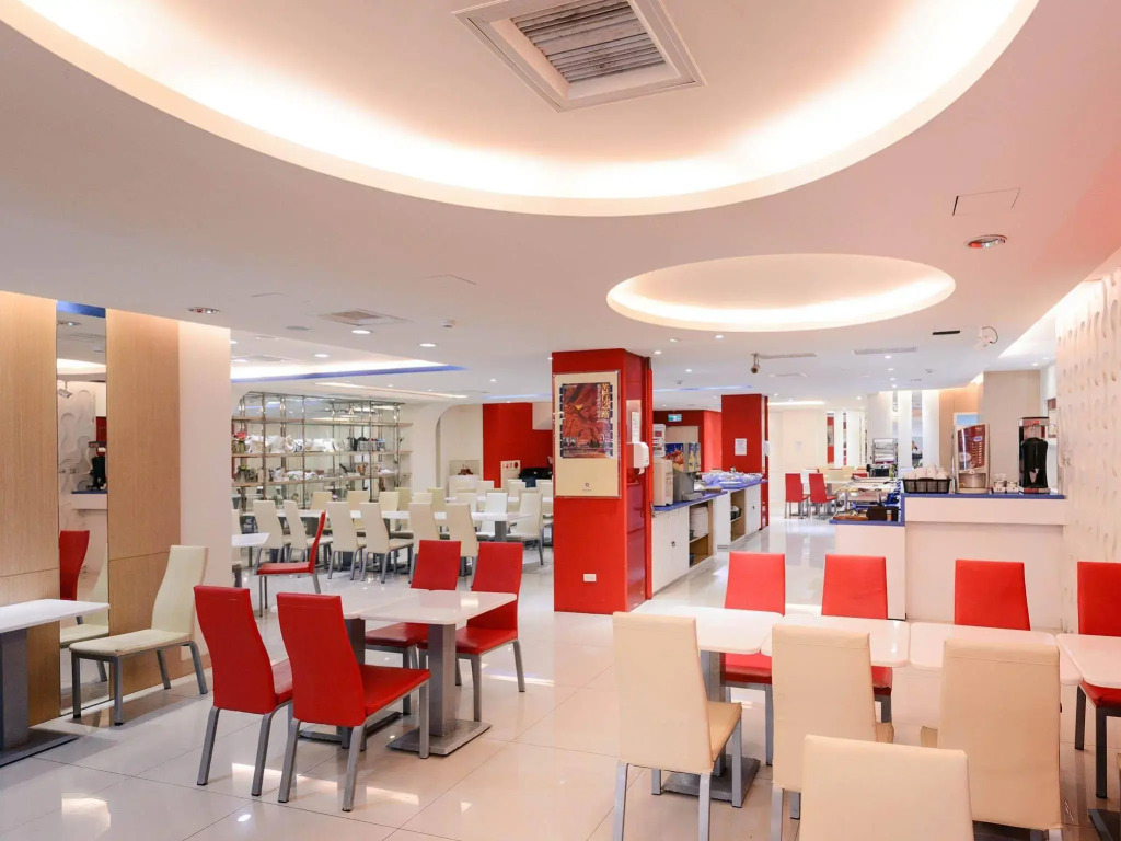 i-Deal Hotel