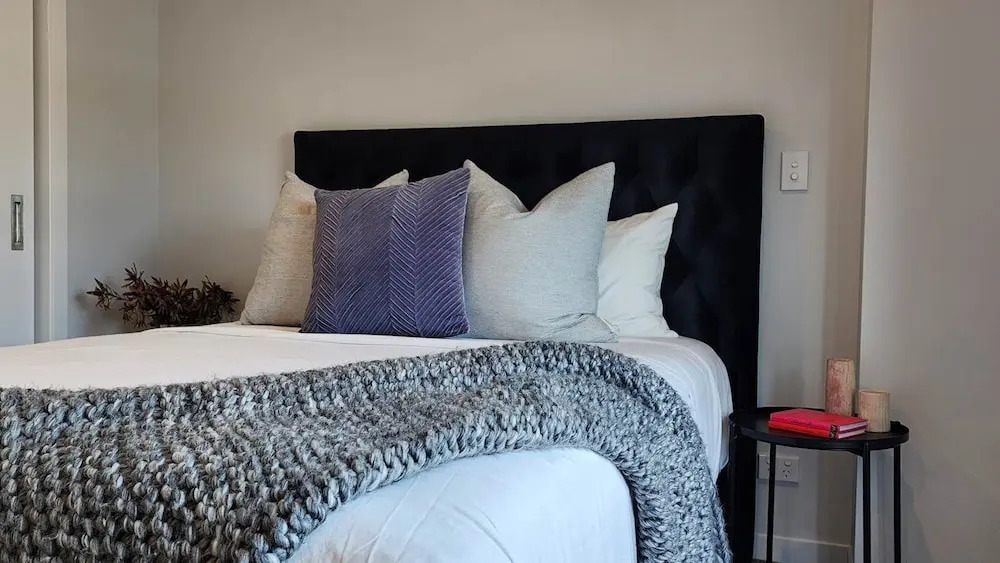 Enfield Lux- Brand New Apartment