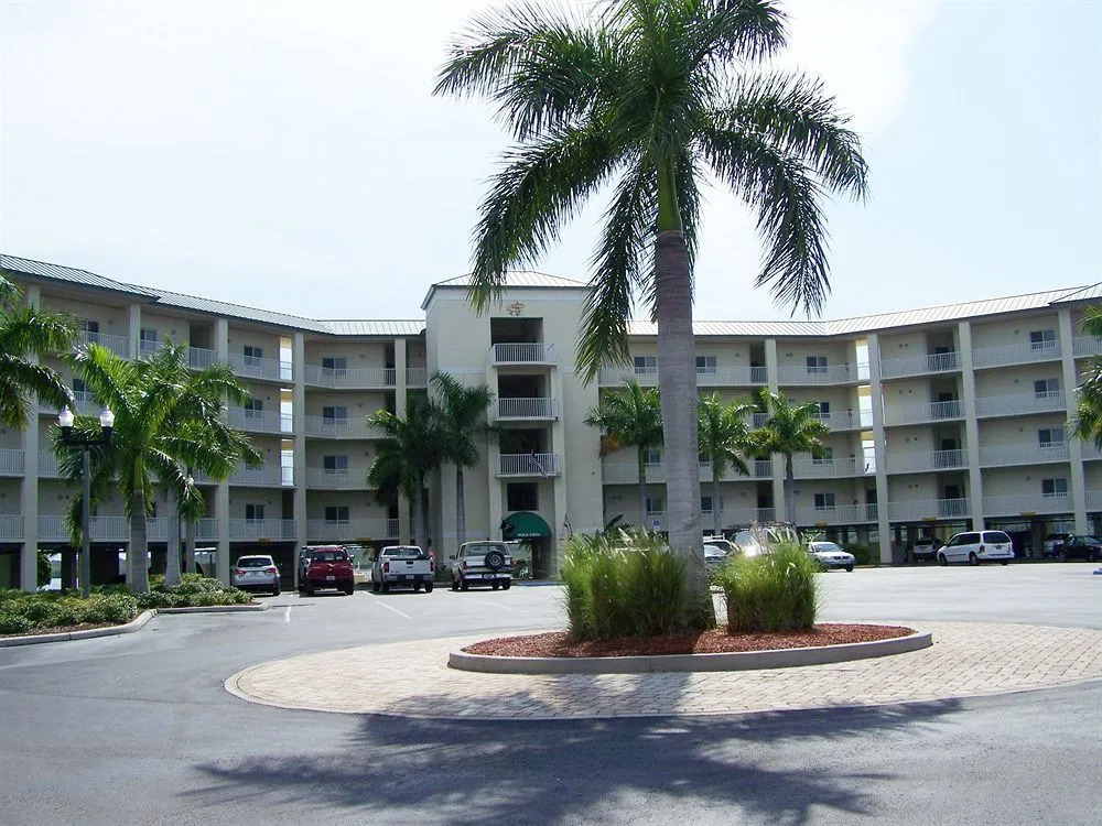 Boca Ciega Resort