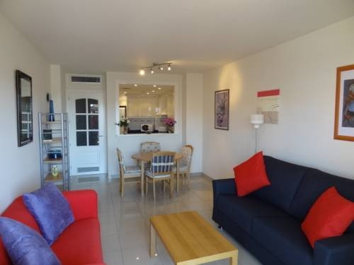 Apartamentos Estartit Park