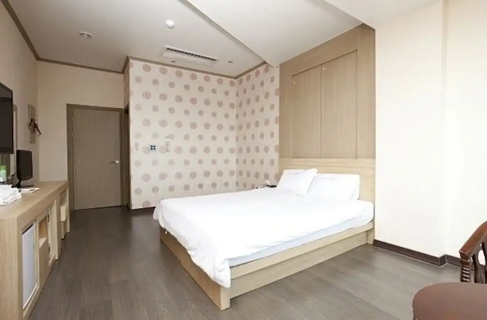 Muui Seaside Hotel