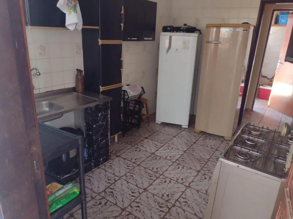 Casa em Peruibe 3 dormitórios sendo 1 suite Pe na Areia