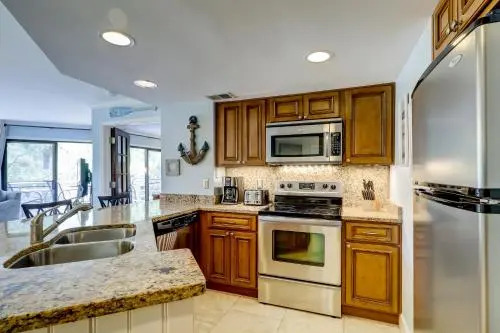 2212 Villamare